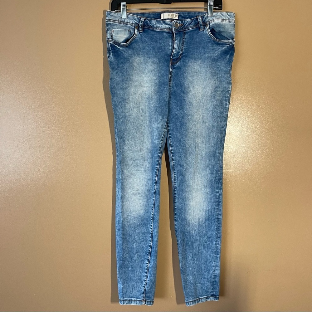 Route 66 Denim with Faded Blue Wash Size 30 Jeans Bundle Deal! See description
